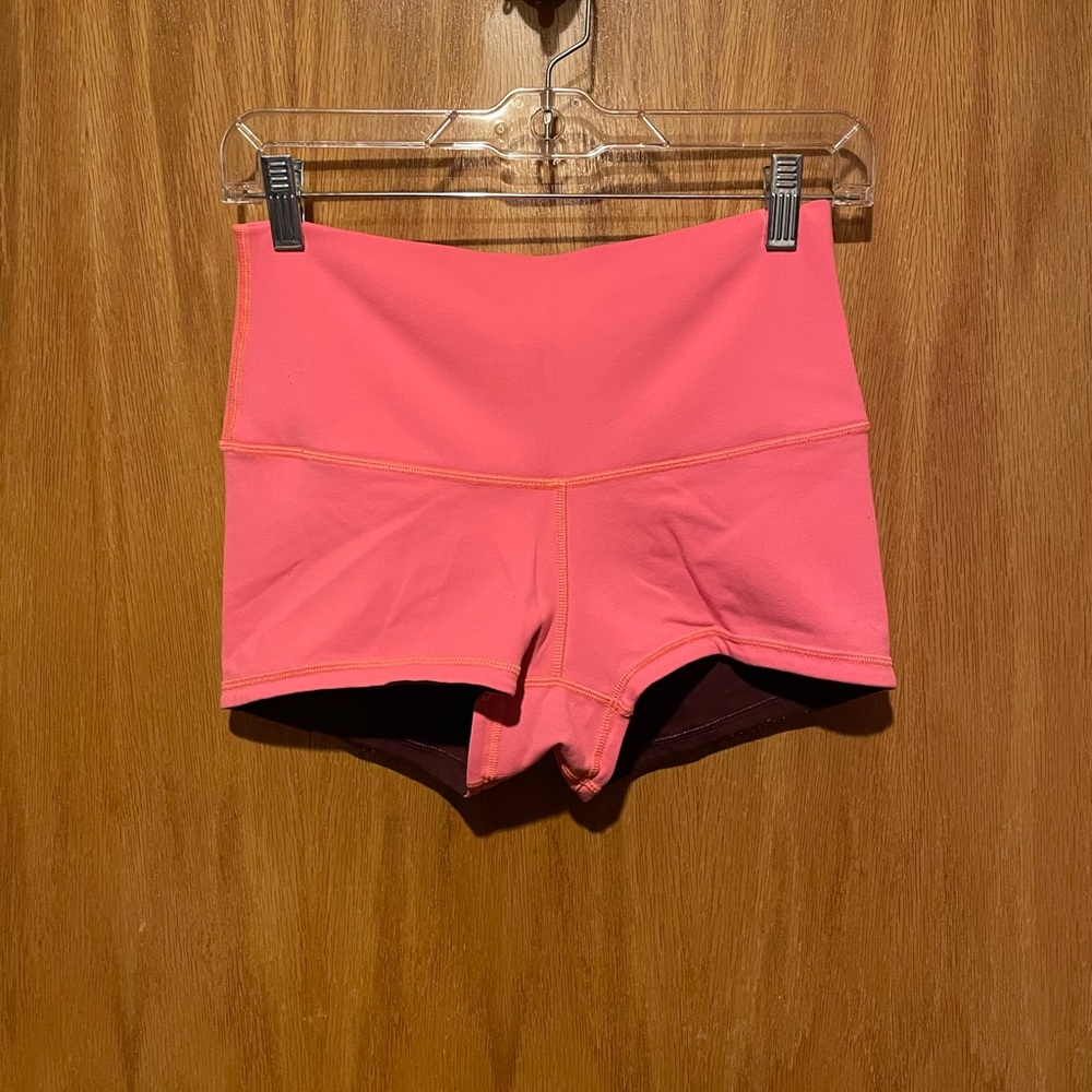 Lululemon REVERSIBLE training shorts